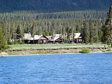 Lake Lodge Екстериор снимка